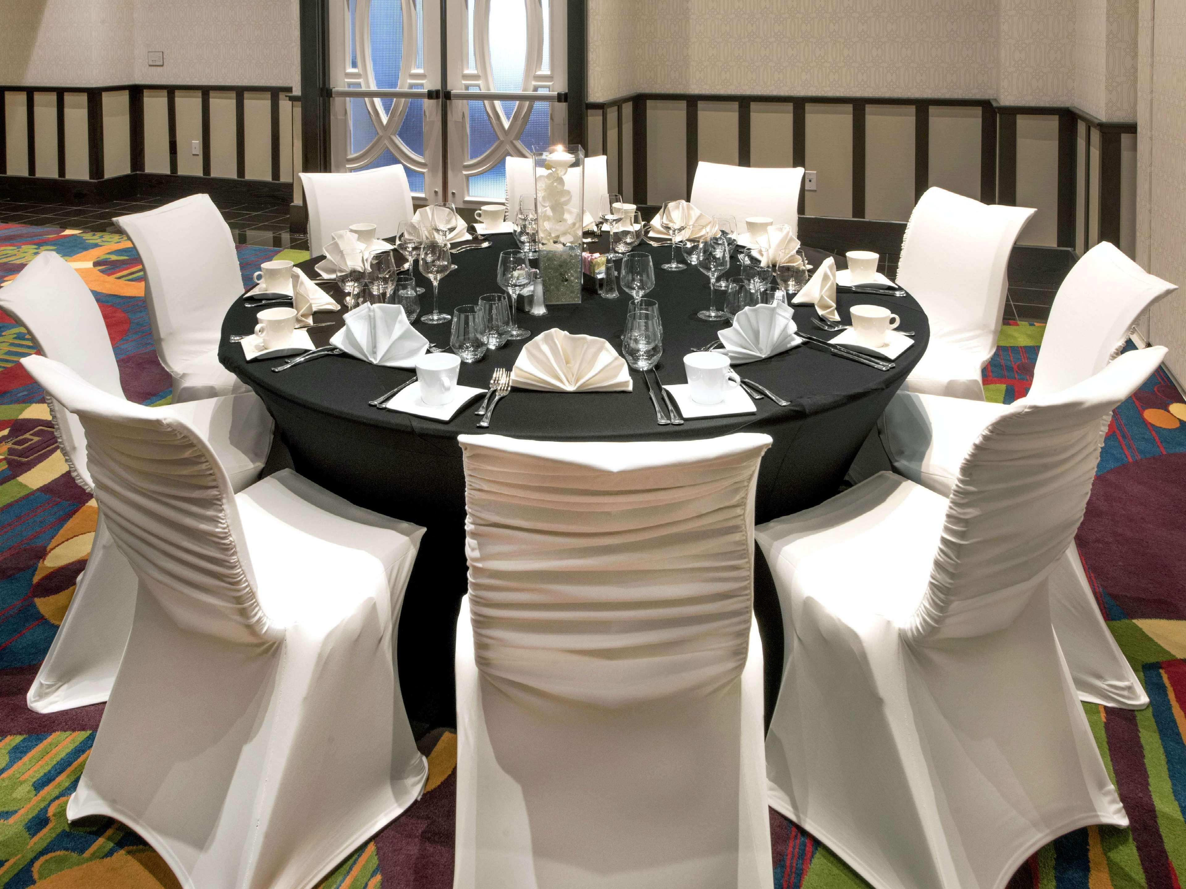 Hilton Garden Inn Raleigh/Crabtree Valley Esterno foto