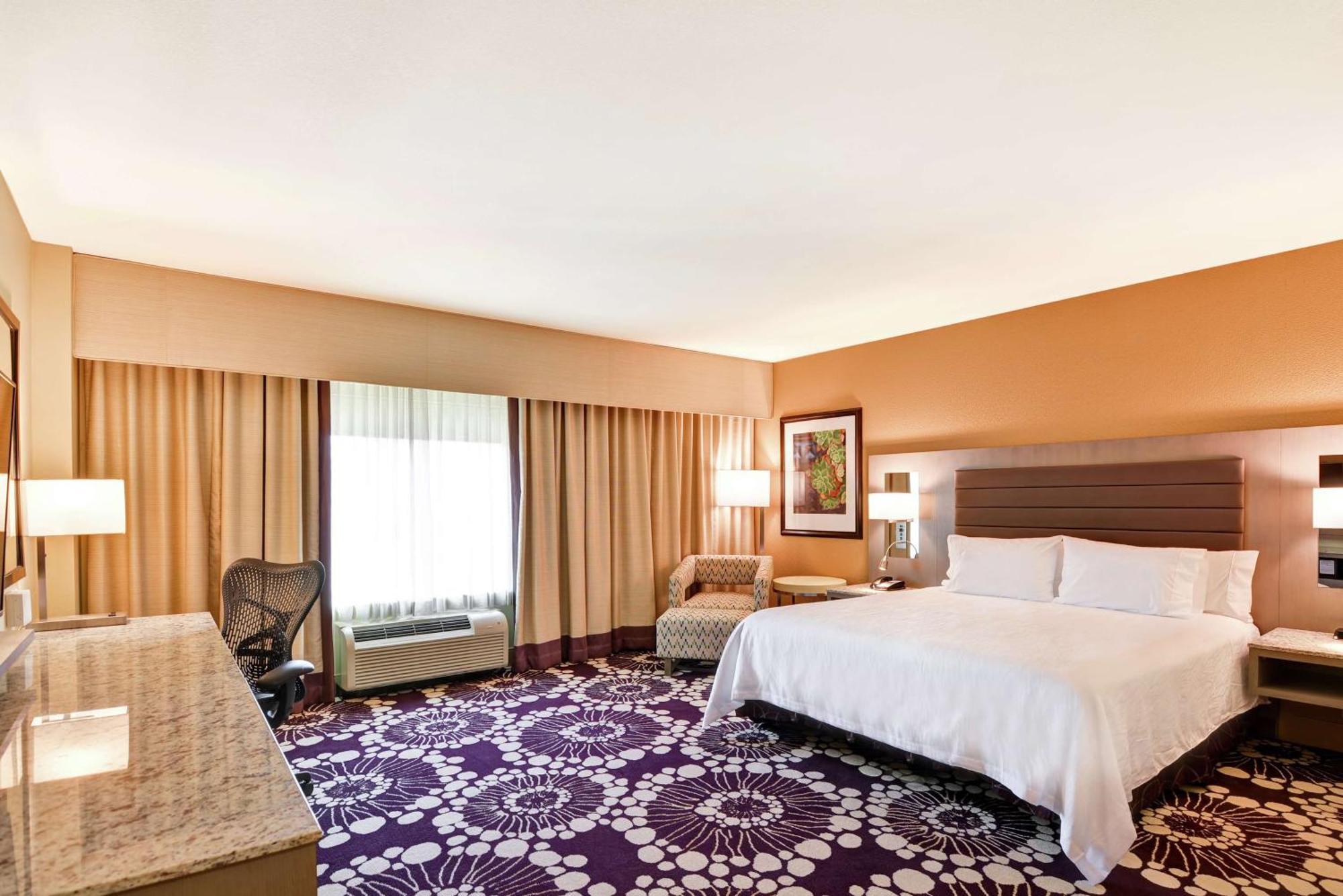 Hilton Garden Inn Raleigh/Crabtree Valley Esterno foto