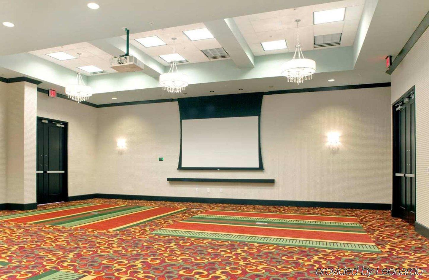 Hilton Garden Inn Raleigh/Crabtree Valley Esterno foto